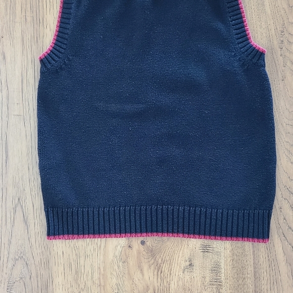 4/$20 houndstooth sweater vest - Picture 2 of 4